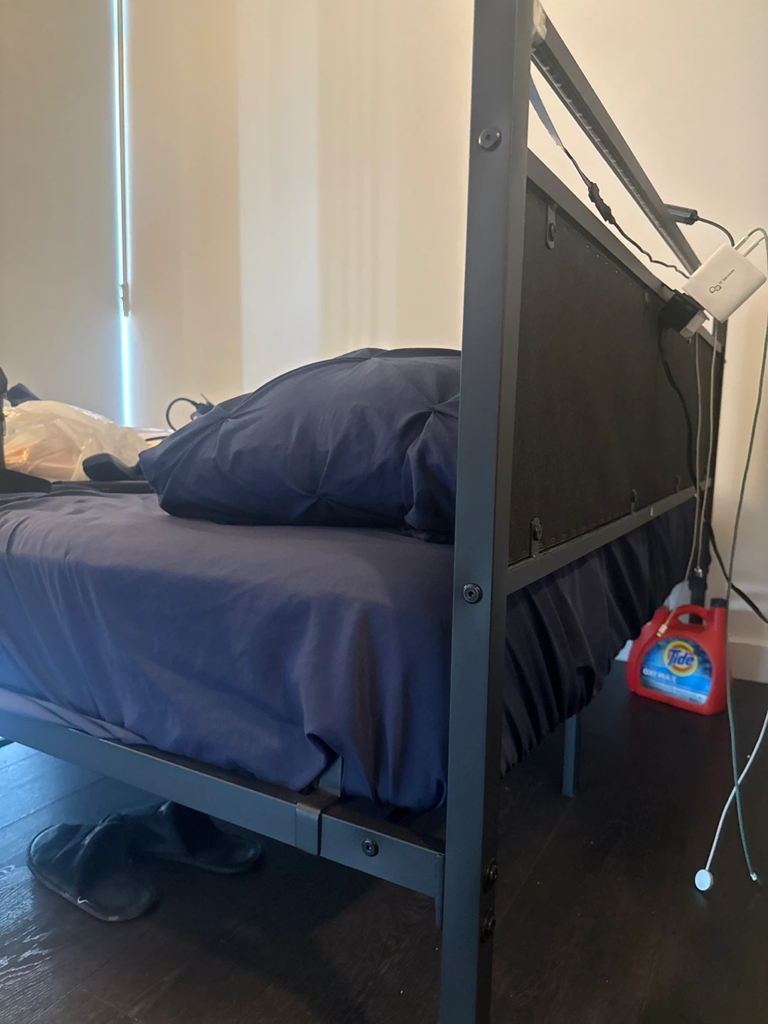 Bed Frame + queen mattress - photo 2