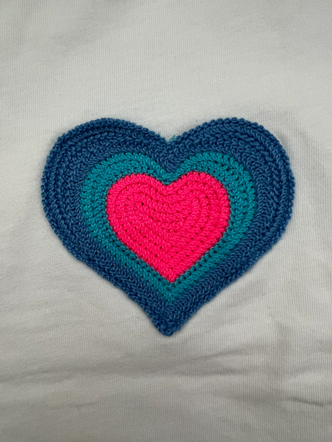 Zara Kids White T-Shirt with Heart Patch Pocket - Size 2 Years - photo 3
