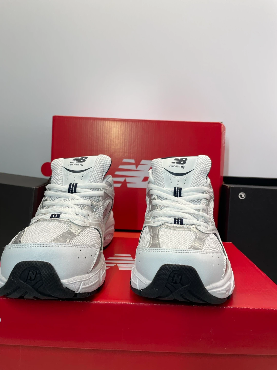 New Balance 530 Running Shoes White Silver - photo 2
