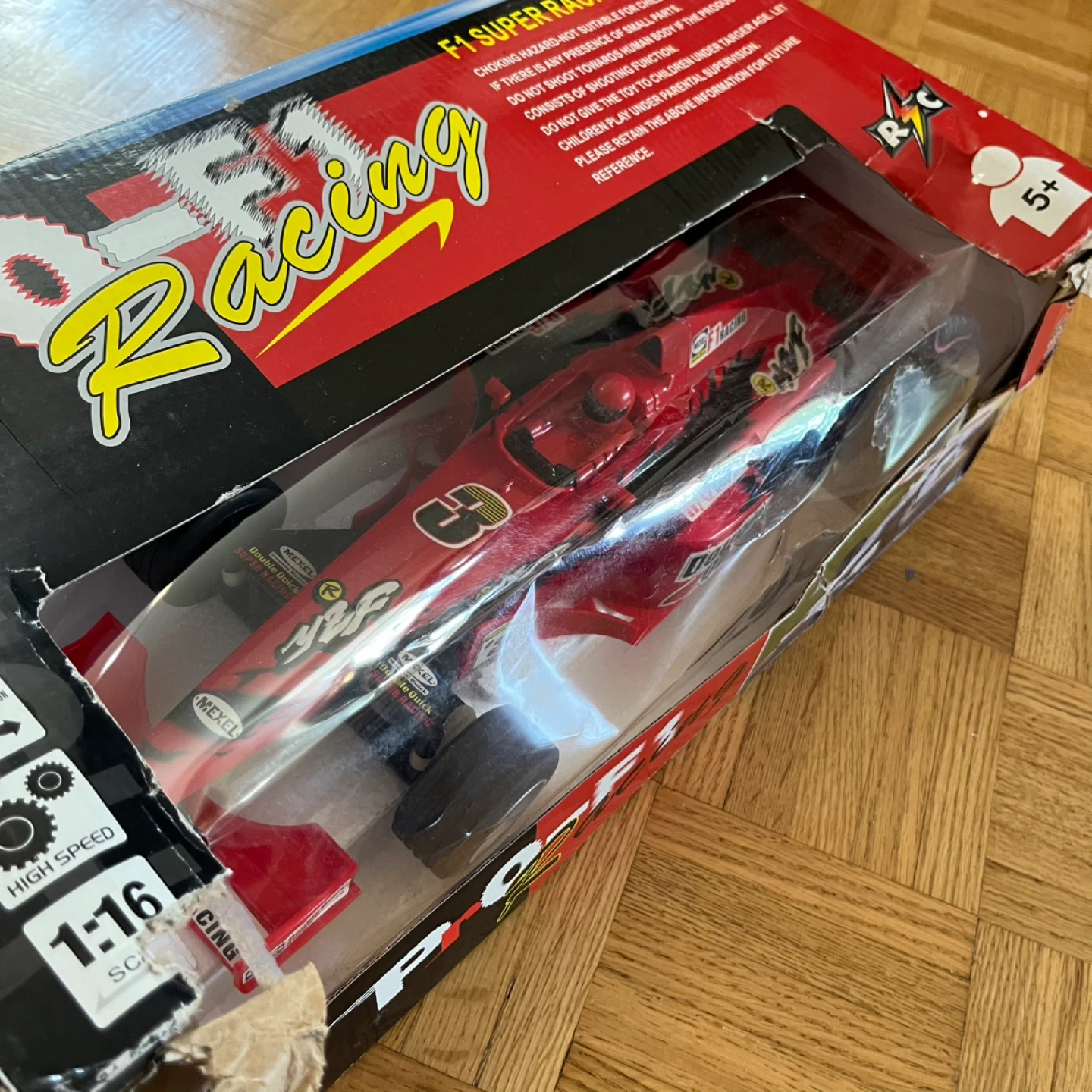 Pro-F1 Racing RC Car - photo 3