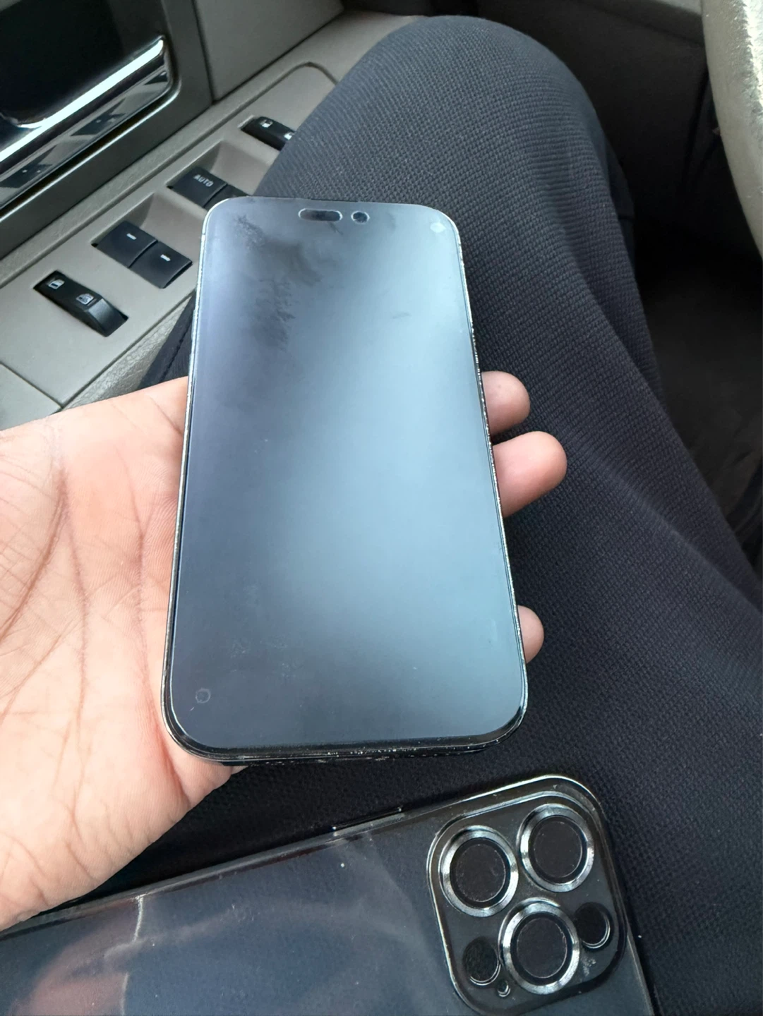 Apple iPhone 14 Pro - photo 2