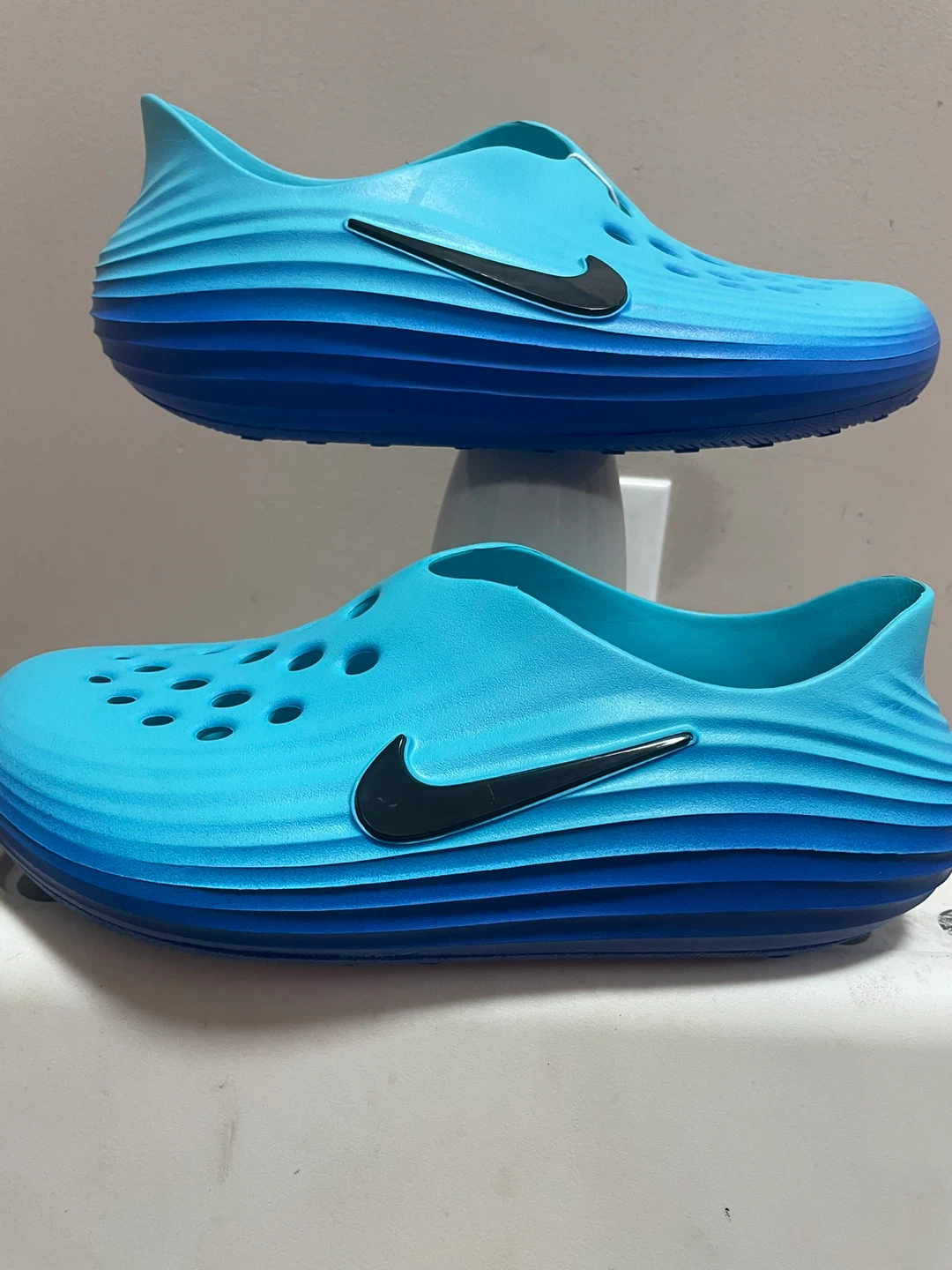 Nike Clog Sandals