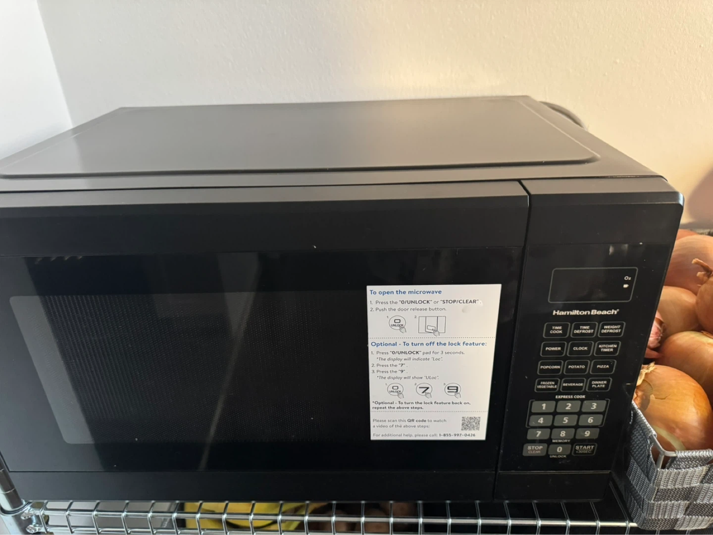Hamilton Beach Microwave - photo 2