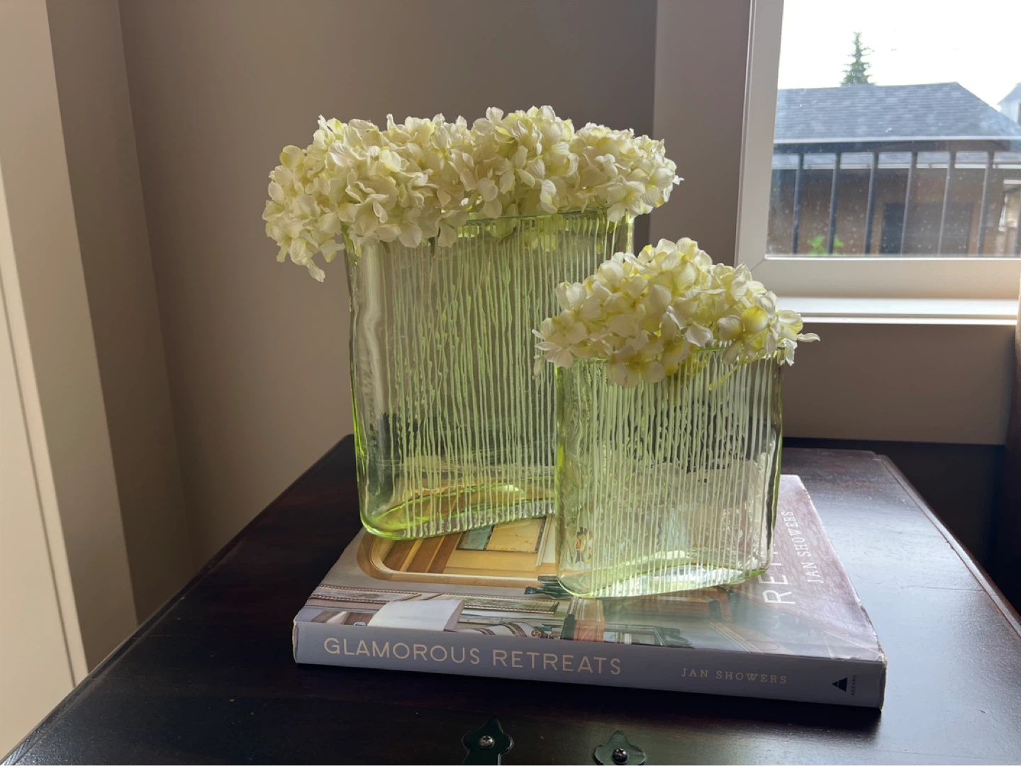 Set of 2 Green Glass Vases - photo 2