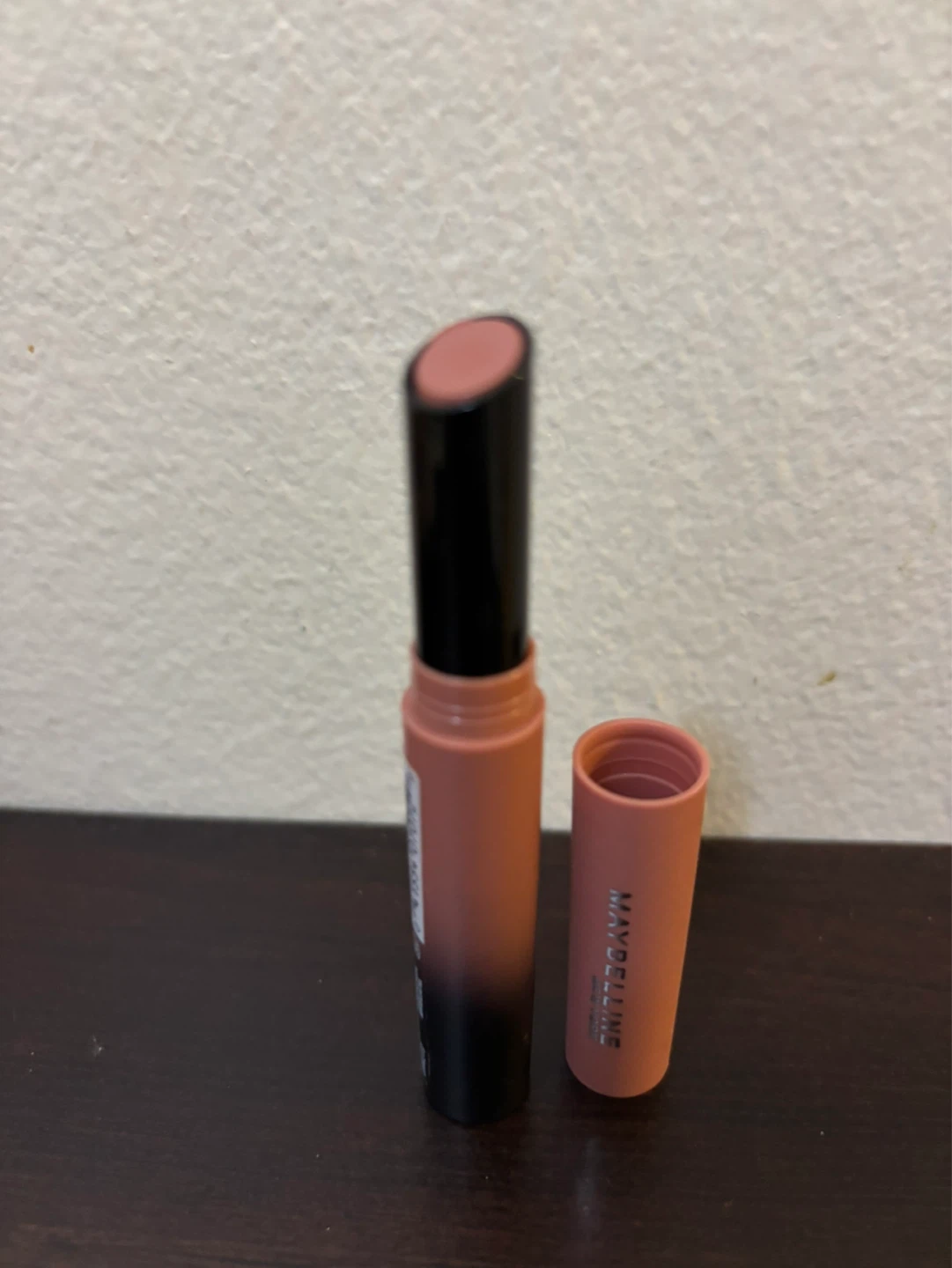BRAND NEW-Maybelline Lipstick