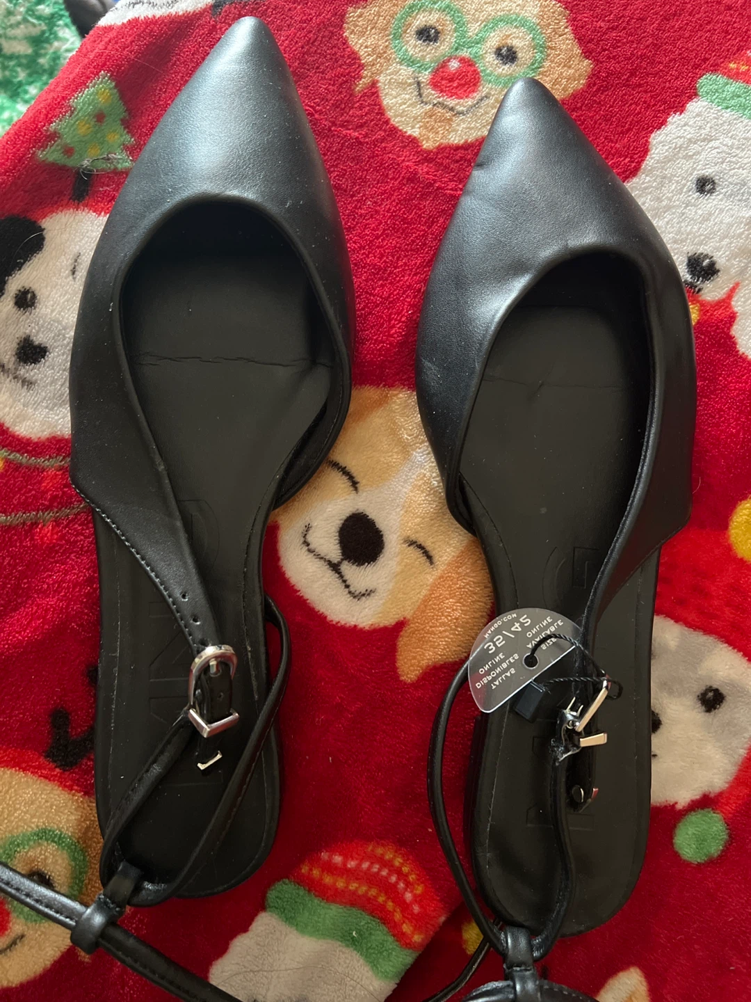 Mango Black Pointed Toe Flats Size 35