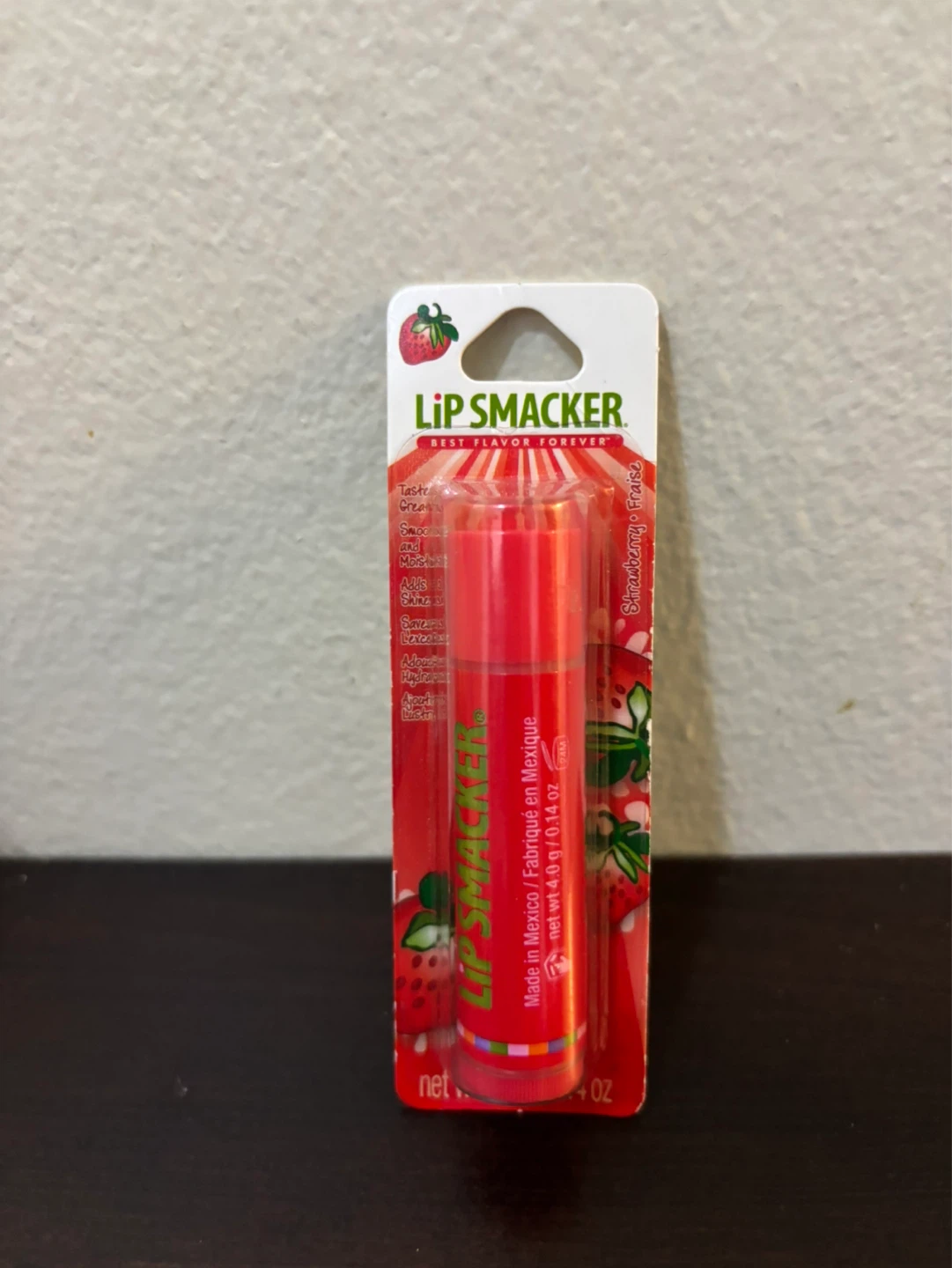 NEW-Lip Smacker Strawberry Fraise Lip Balm