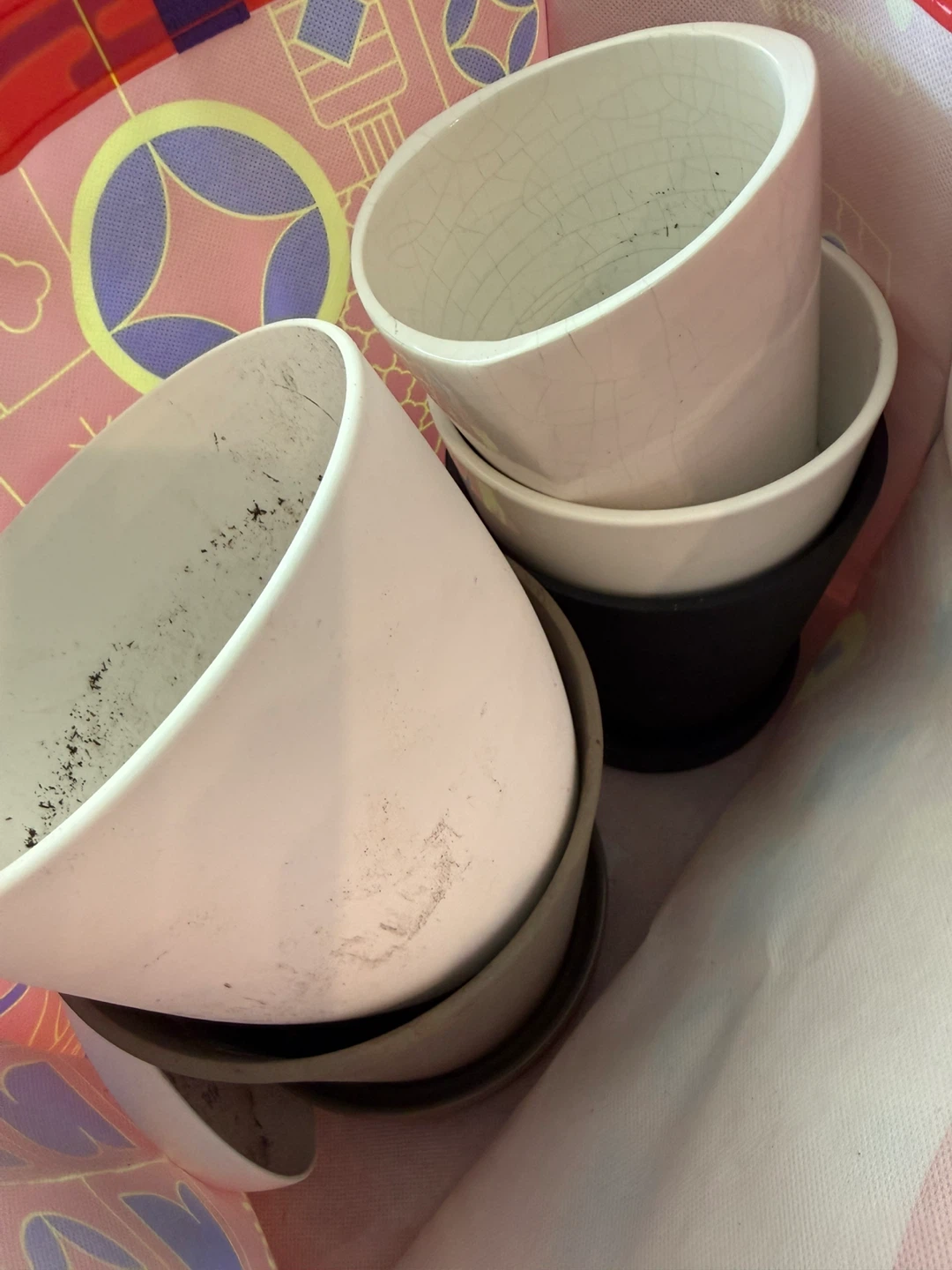 Vases and planters - photo 4