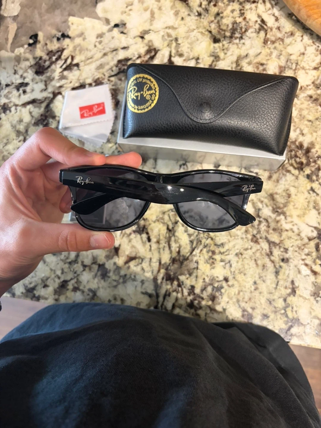 Ray-Ban Wayfarer Sunglasses - photo 3