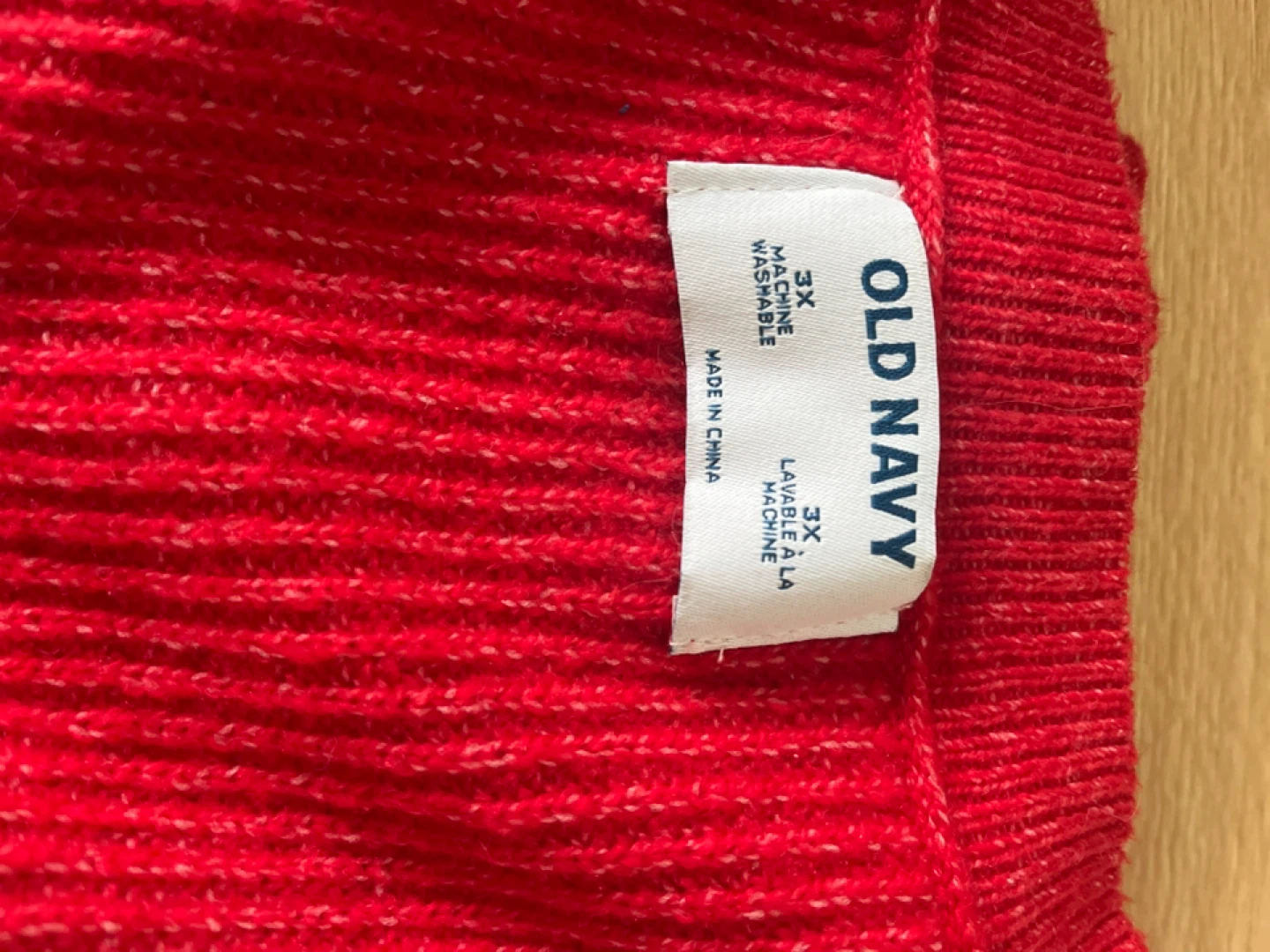 Old Navy Red V-Neck Sweater - Size 3X - photo 3