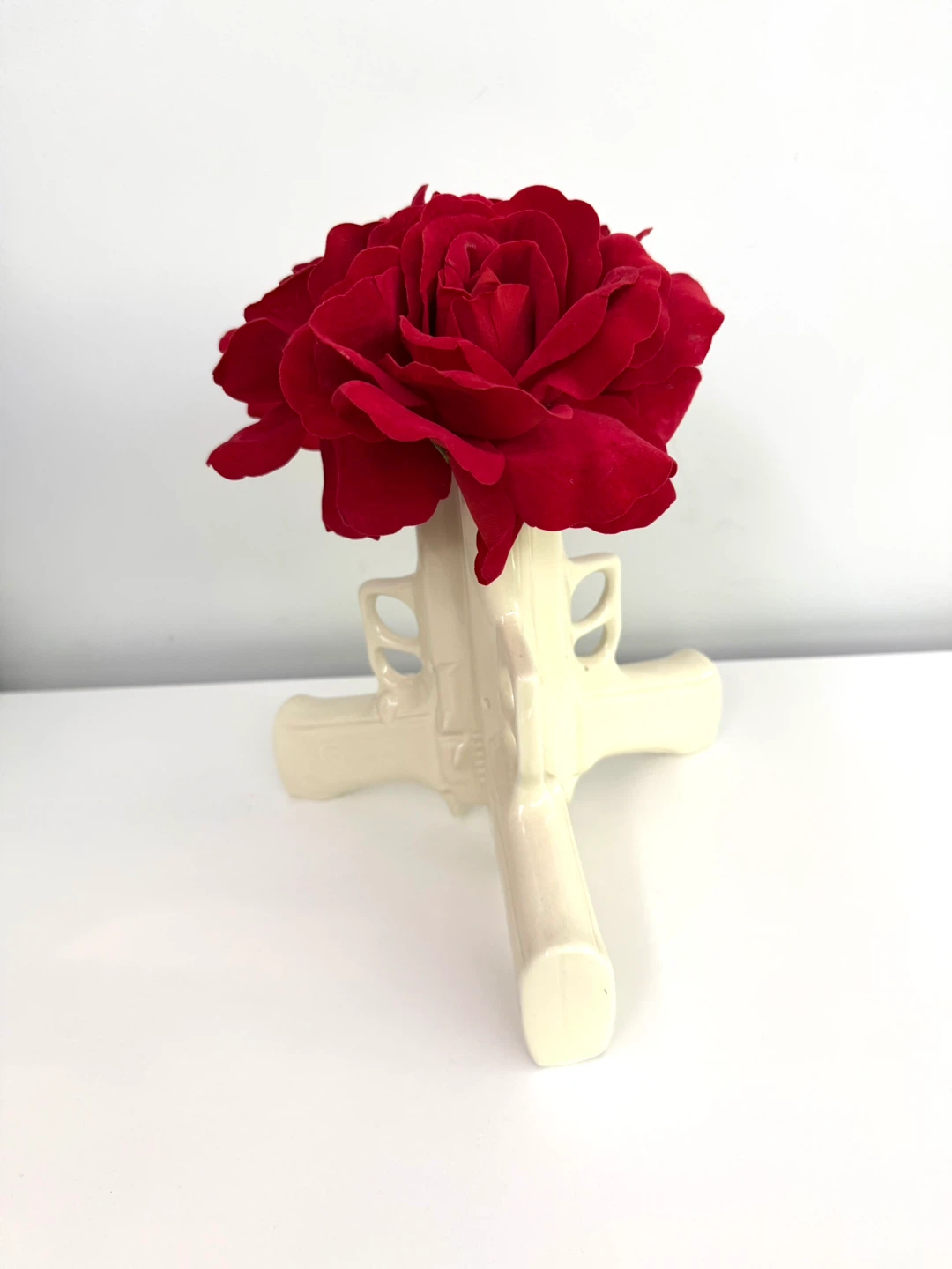 Guns N’ Roses Style Ceramic Vase - photo 2