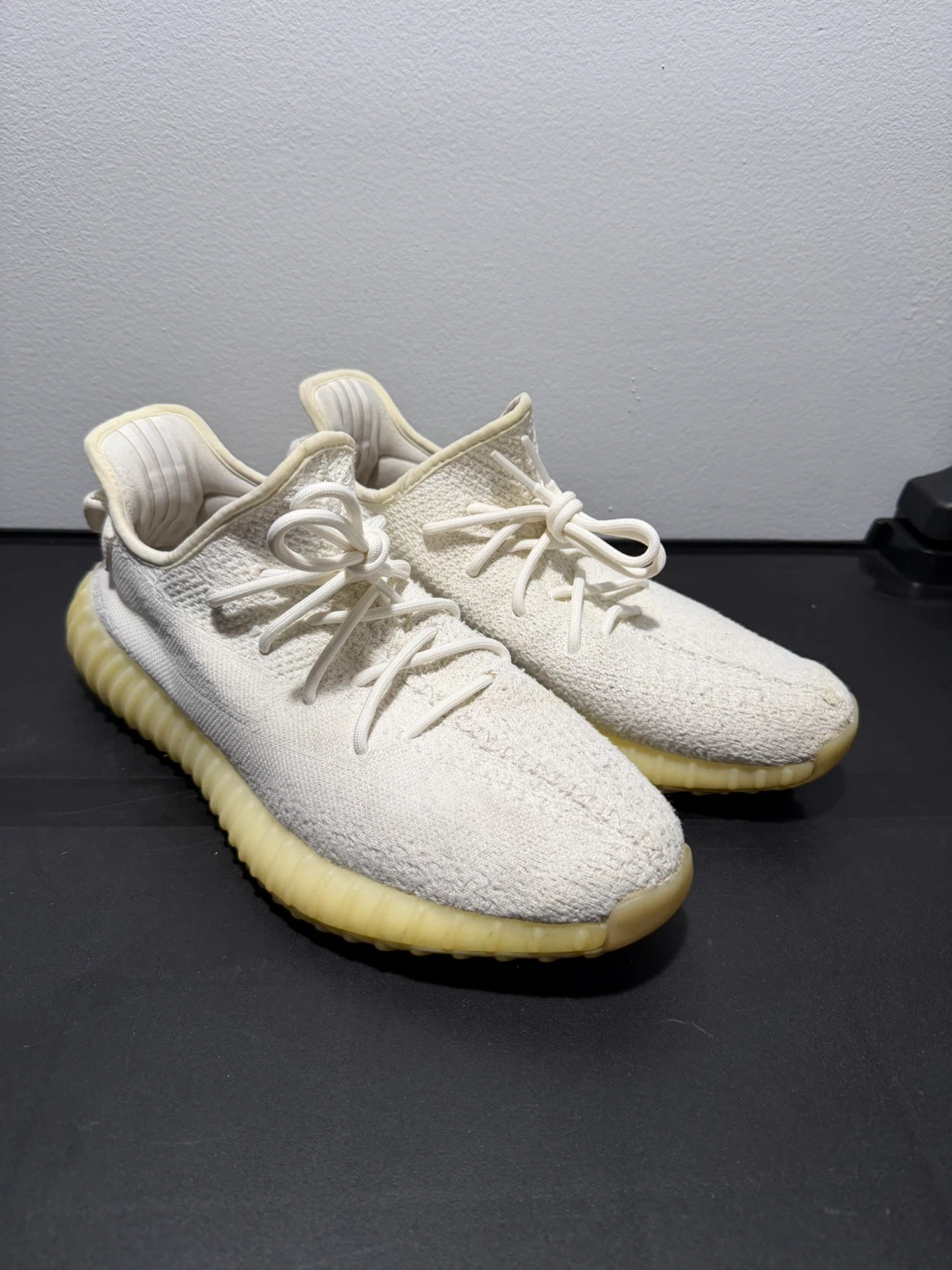 Adidas Yeezy Boost 350 V2 Cream White Sneakers - photo 2