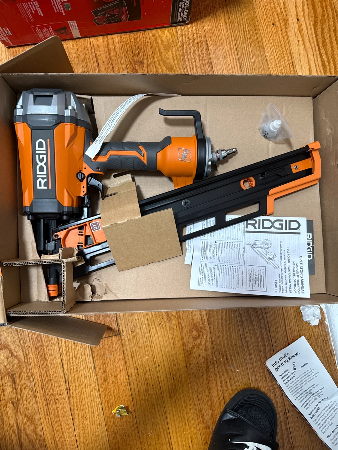 RIDGID 3-1/2 In. Round-Head Framing Nailer - photo 3