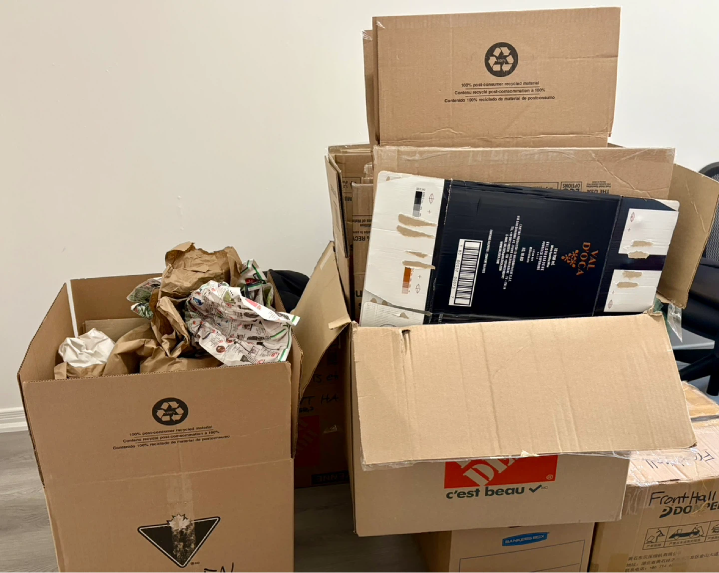 Boxes and Packing Paper - photo 2