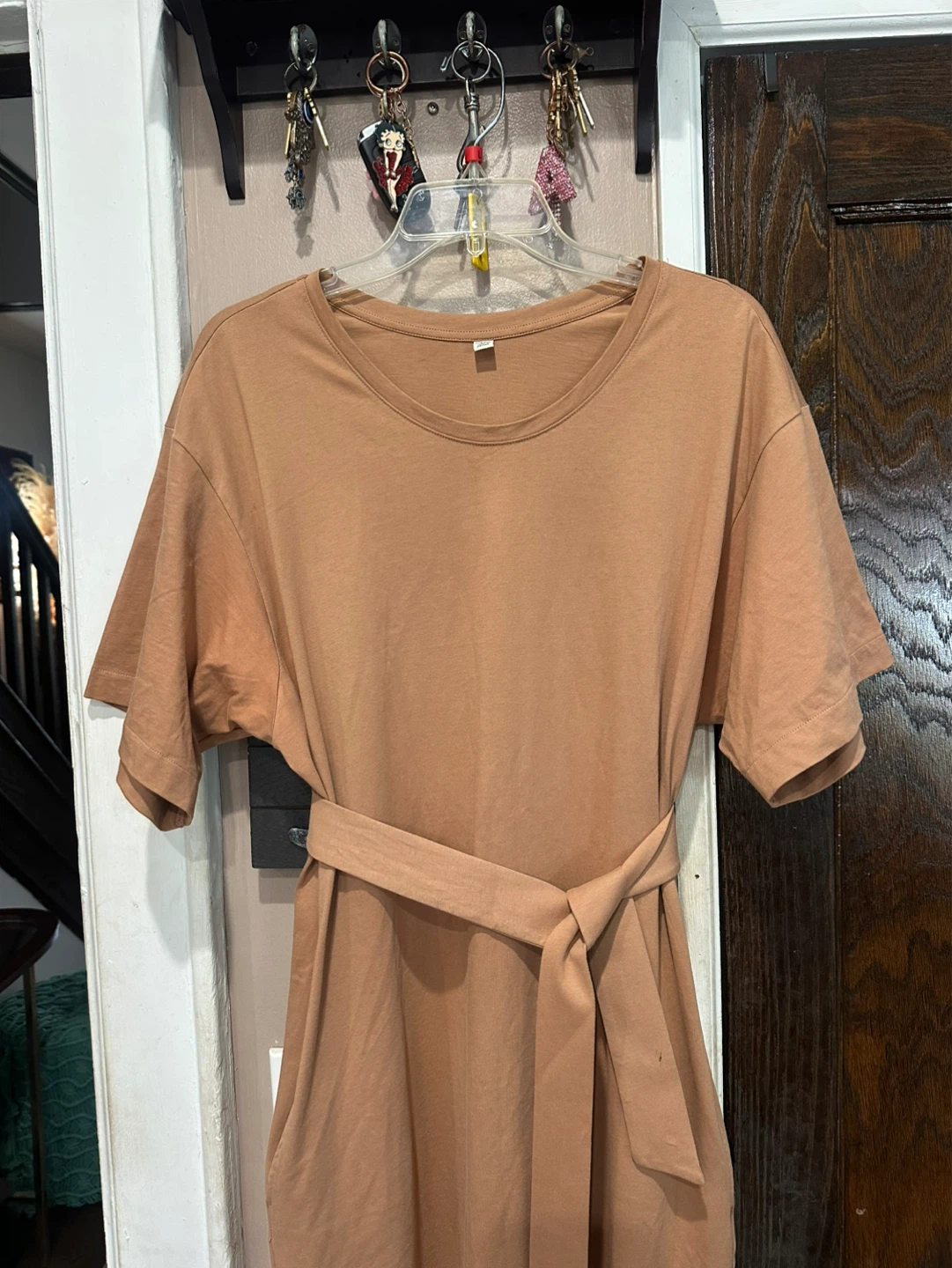 Uniqlo Tan Short-Sleeve Midi Dress with Waist Tie - photo 2