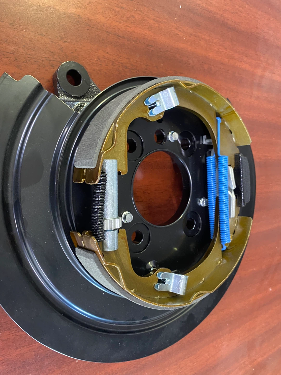 Rear brake backing plate & dust plate Dodge Ram - photo 2