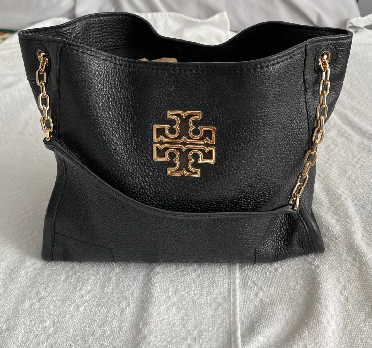 Tory Burch Black Leather Hobo Bag with Gold Hardware - photo 2