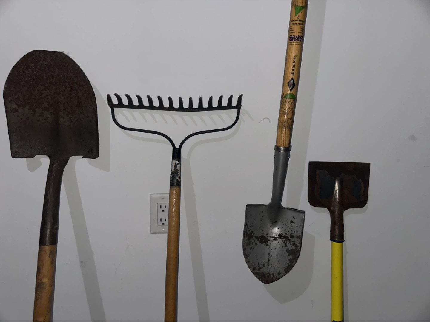 Garden/ landscape tools - photo 2