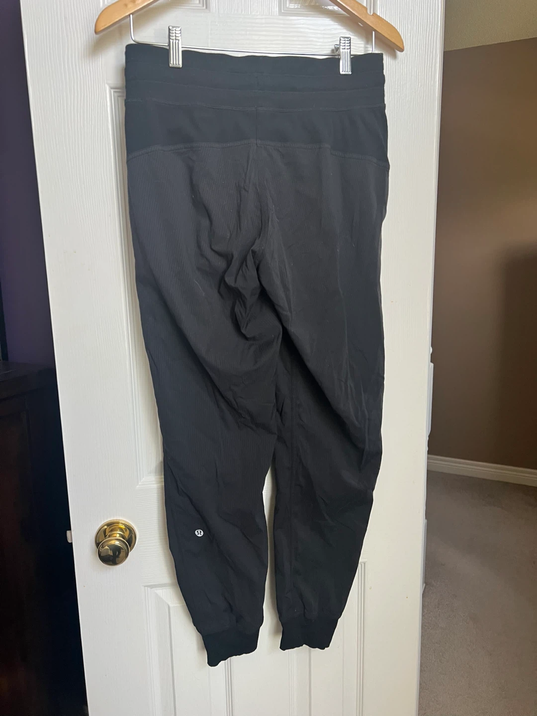 Size 6 lulu black studio pants - photo 2