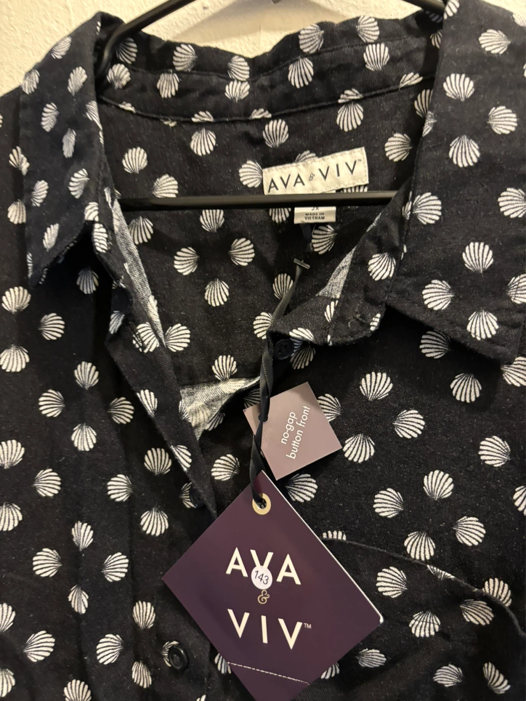 NEW-Target 2x AVA & VIV Black Shell Button Up Shirt