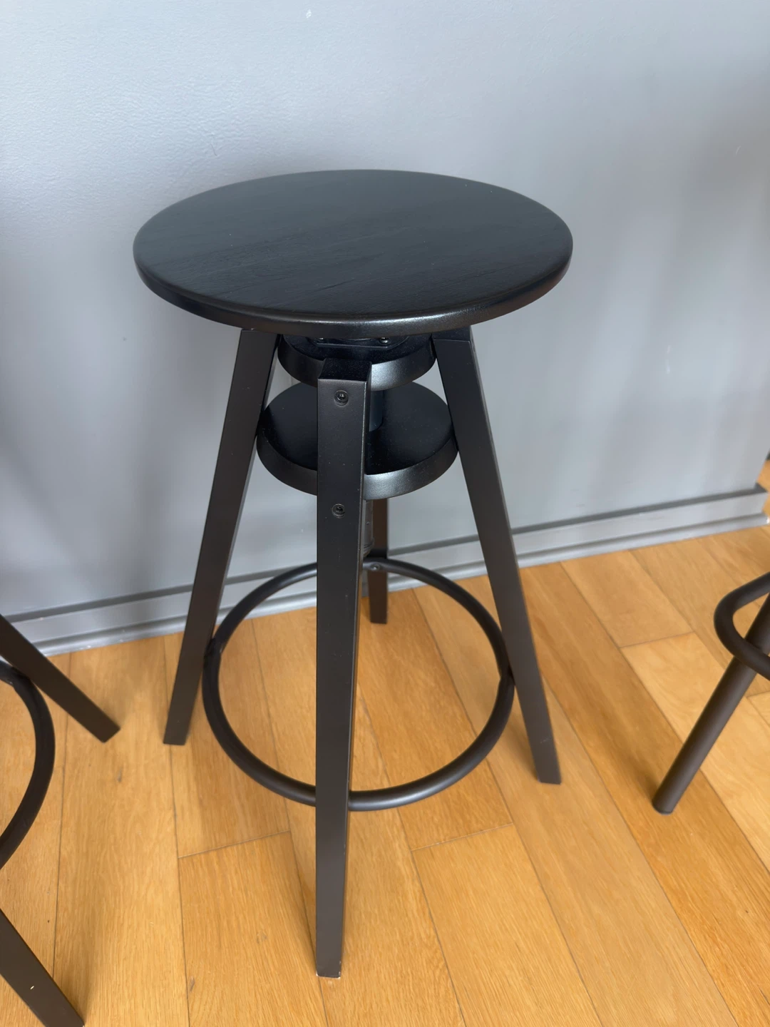 Set of 4 Black Bar Stools - photo 4