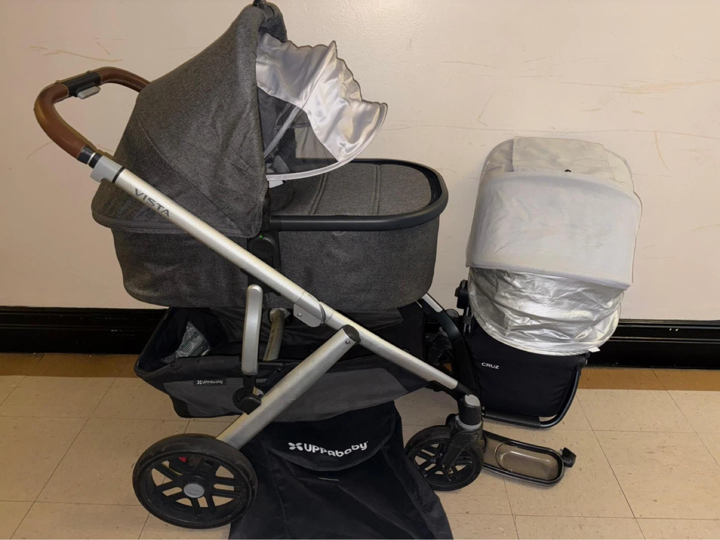 UPPAbaby Vista V2 Stroller with Bassinet