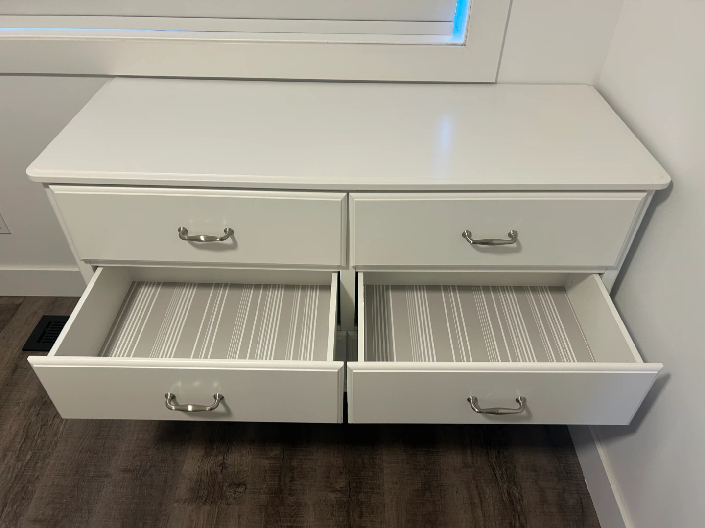 IKEA dresser with 6 drawers TYSSEDAL - photo 3