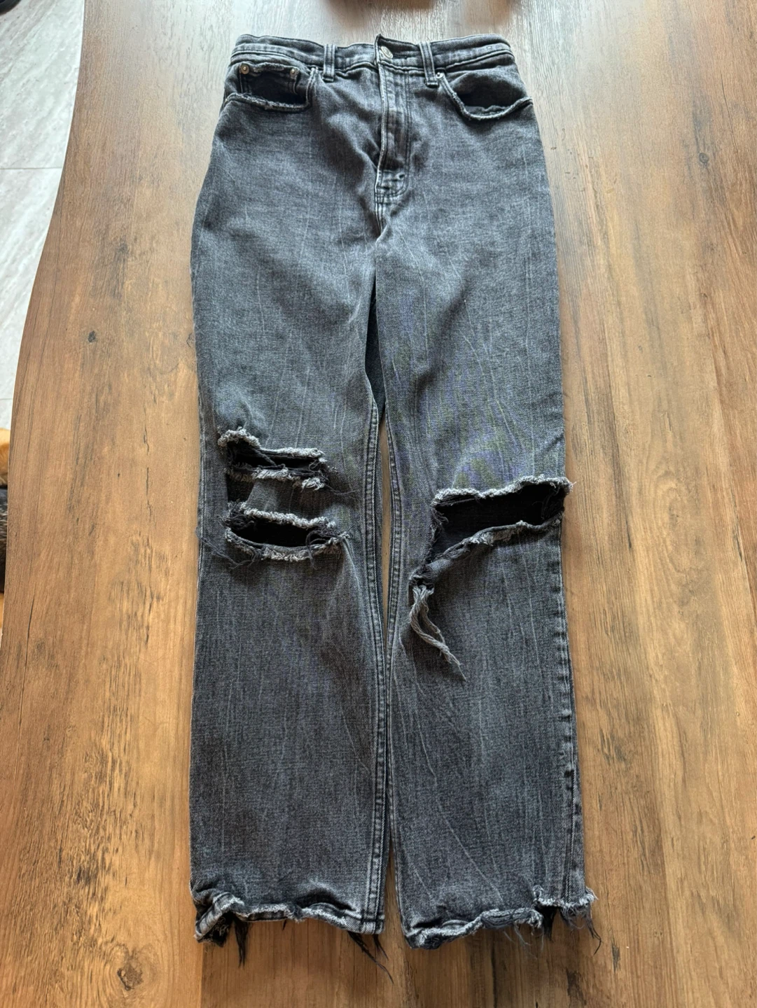 Dynamite and A&F jeans