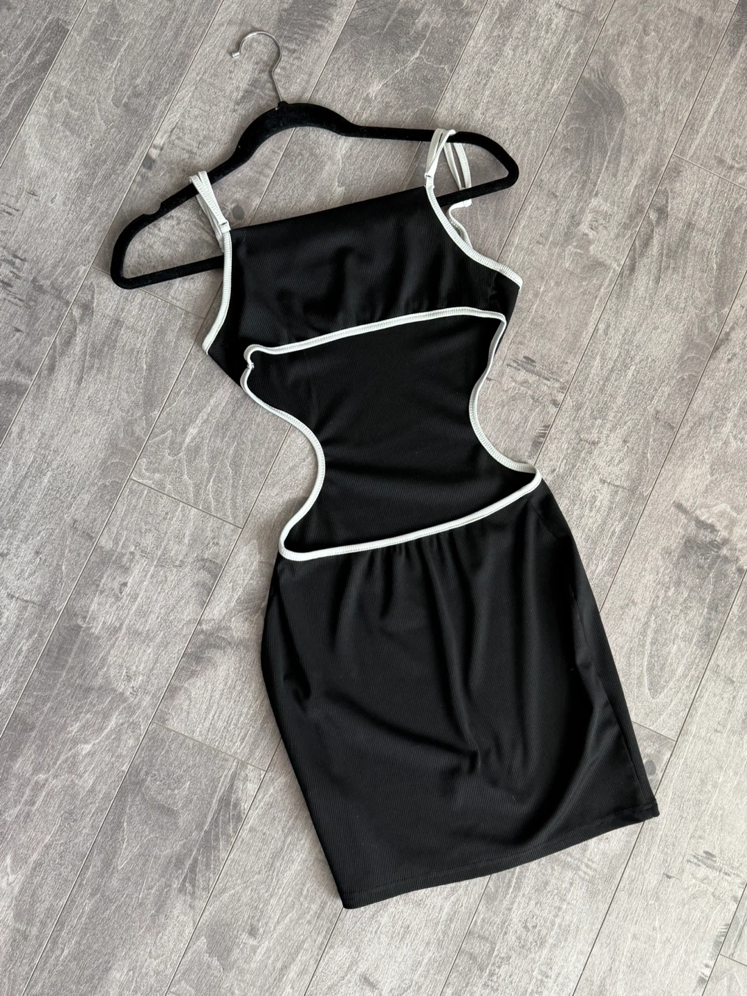 Black Cutout Mini Dress with White Trim - photo 4