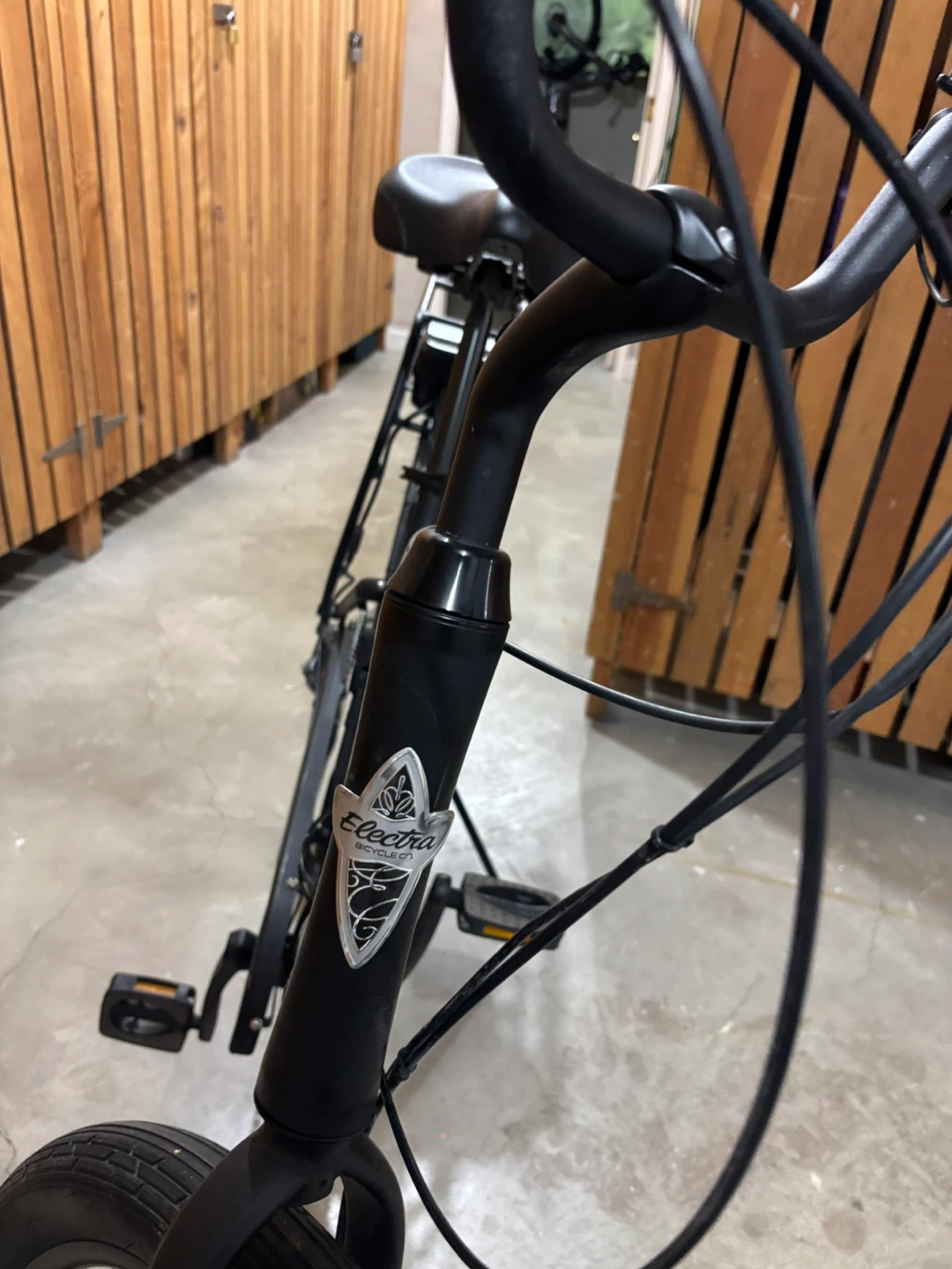 Electra Townie Peddle Assist E-Bike - photo 4