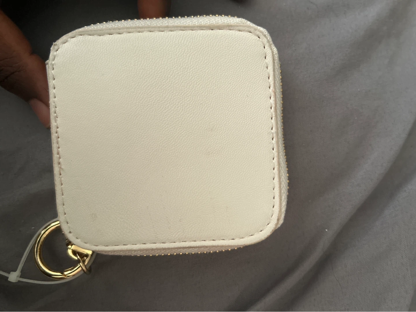 Steve Madden White Mini Zipper Pouch Keychain - photo 2