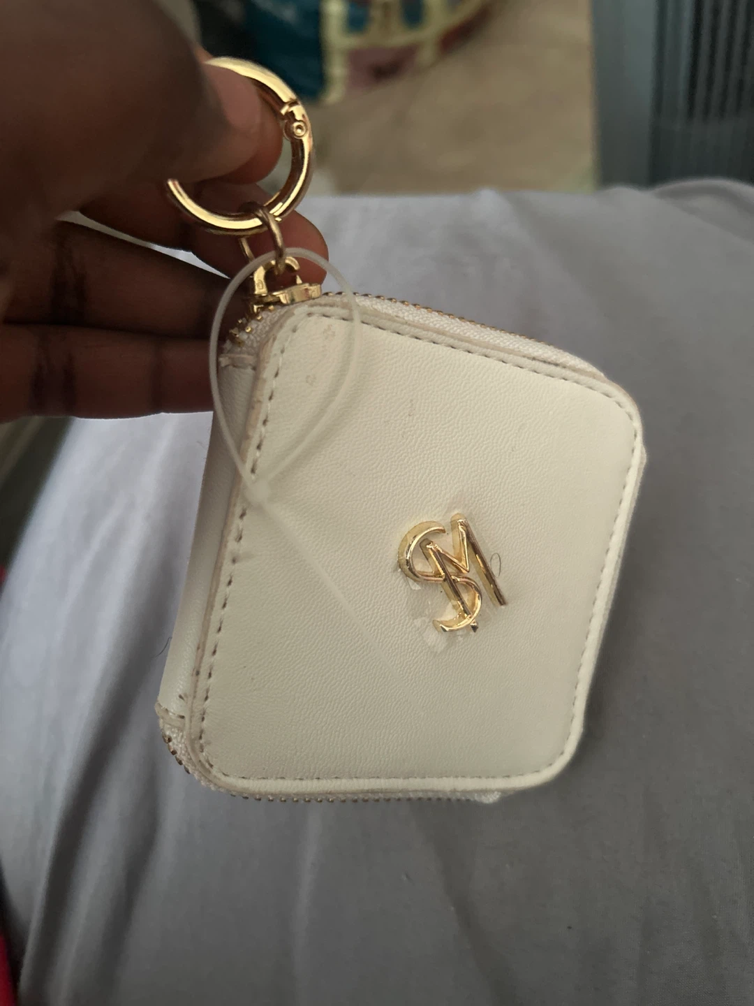Steve Madden White Mini Zipper Pouch Keychain - photo 3