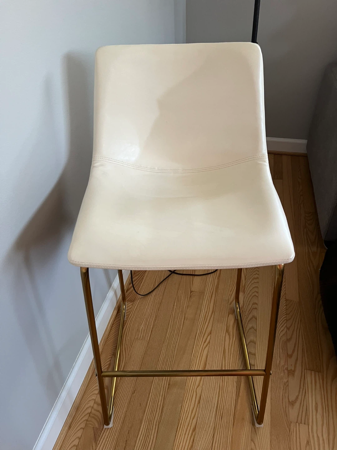Set of 2 Cream Faux Leather Bar Stools with Gold Legs