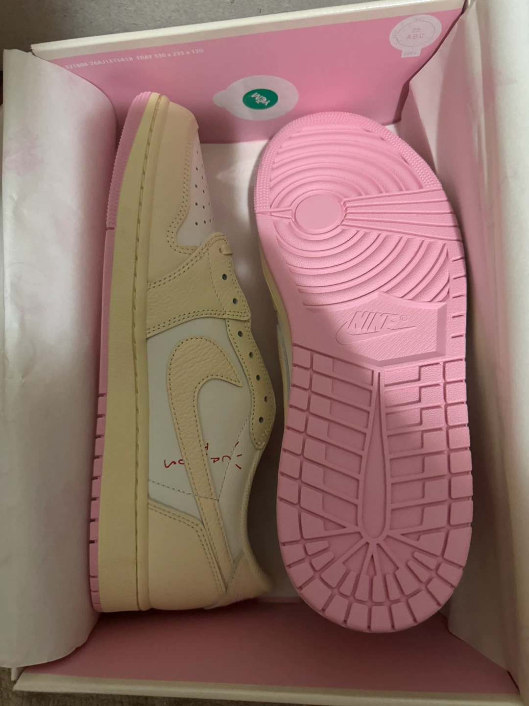 Jordan 1 Retro Low Og Sp Travis Scott Shy Pink - photo 4