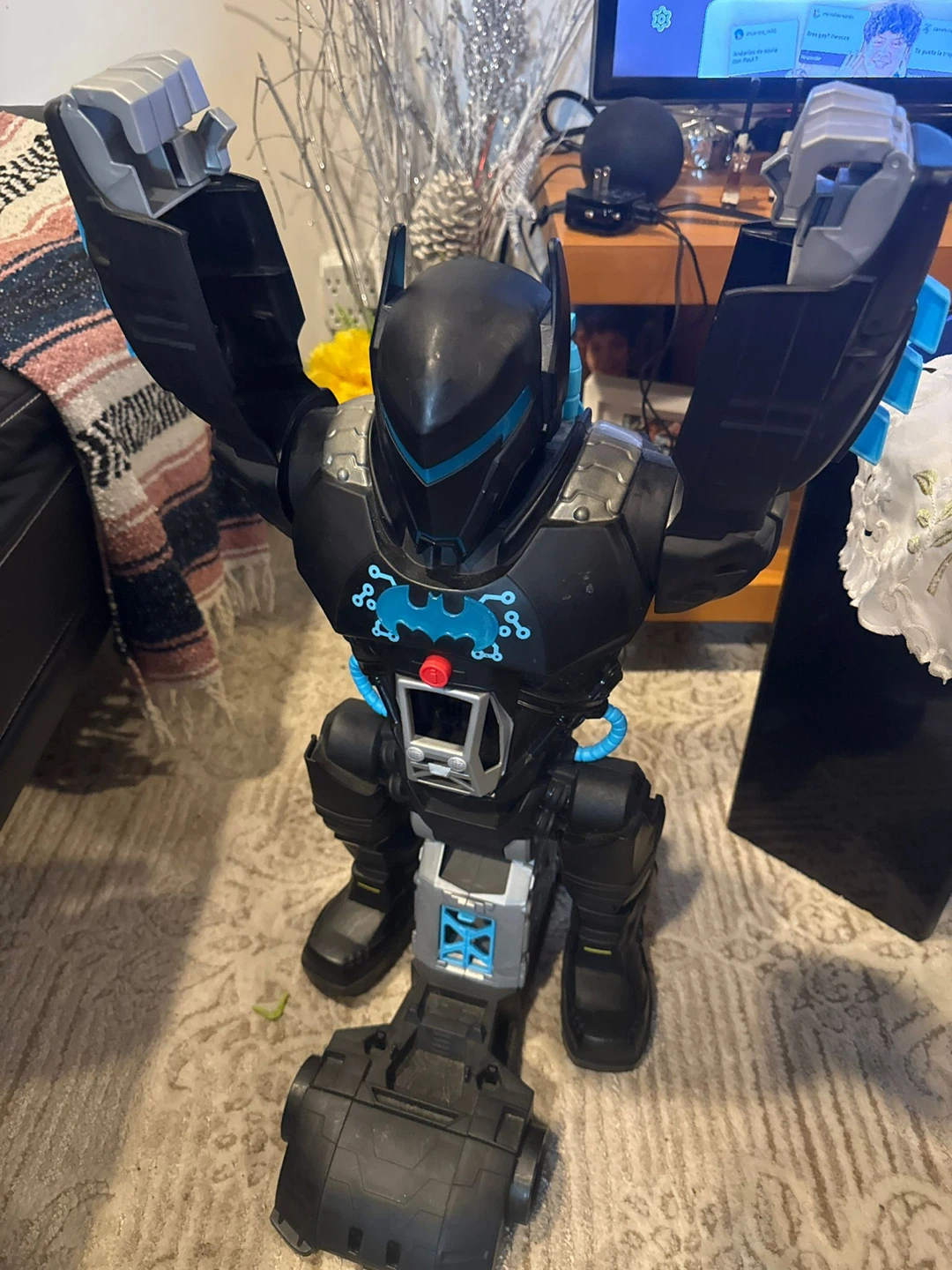 Large Batman Robot Toy - photo 2