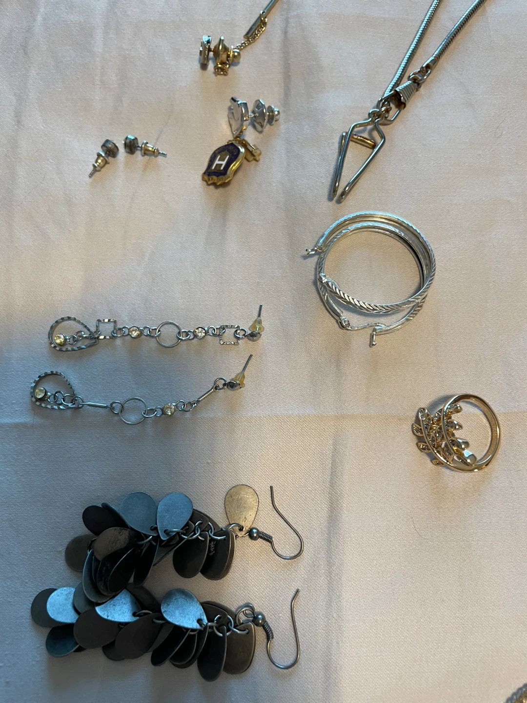 Assorted Lot of Women's Jewelry - photo 2