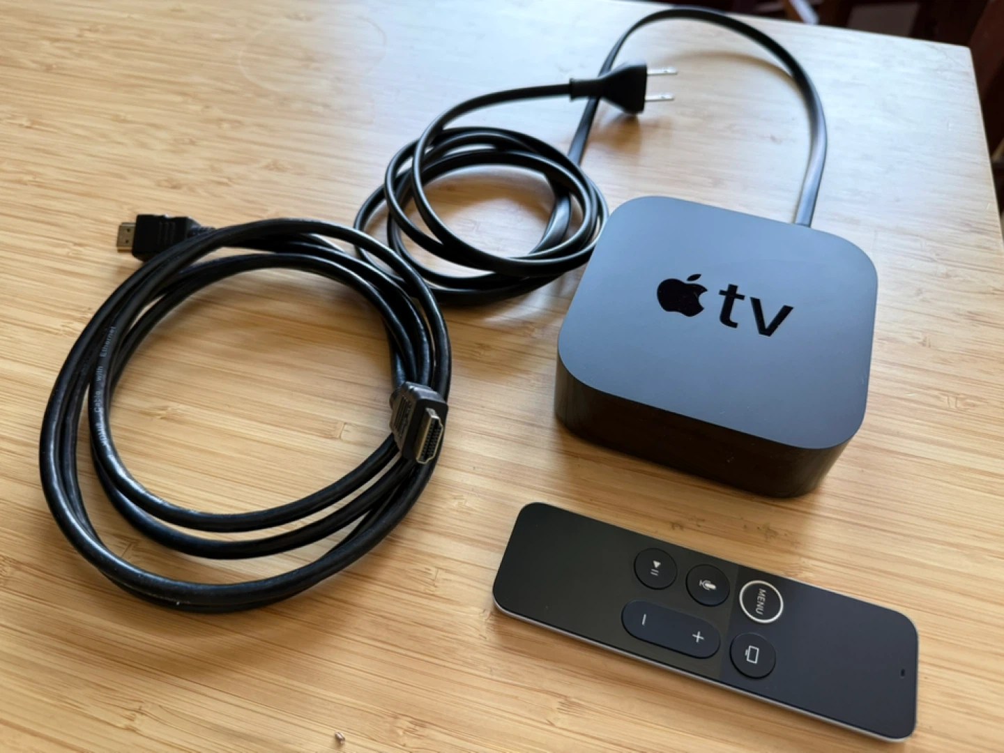 Apple TV 4K (1st Gen) with Siri Remote & HDMI Cable
