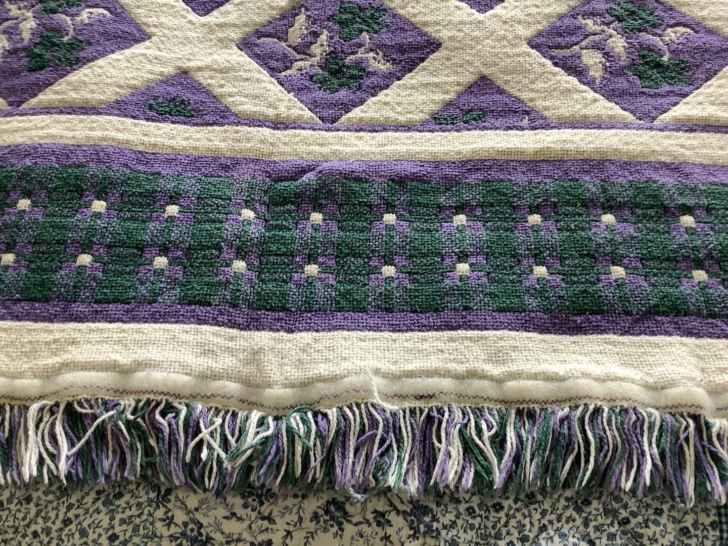 Vt Hand Crafted Wool Fringed Throw Blanket 🐞 - photo 2