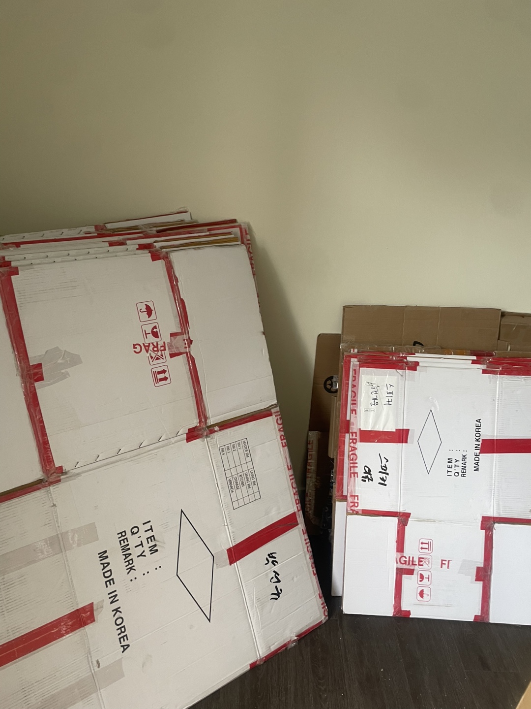 22 Moving Boxes - Heavy Duty Korean Moving Boxes - $70 - photo 2