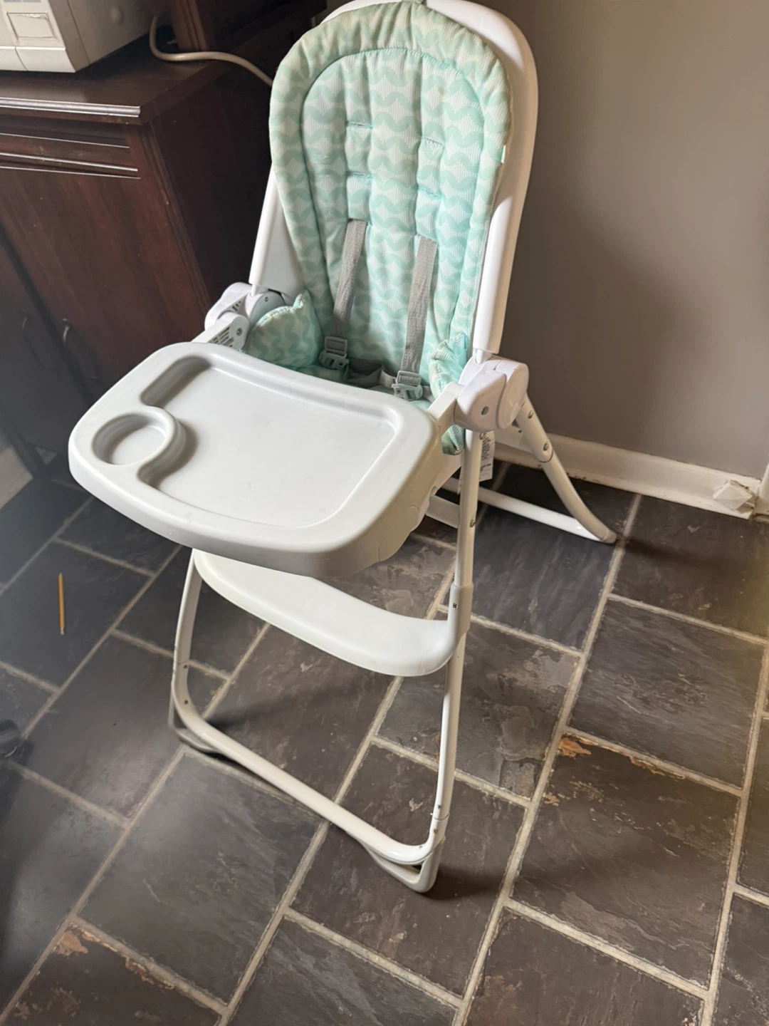 Baby High Chair with Tray - photo 2