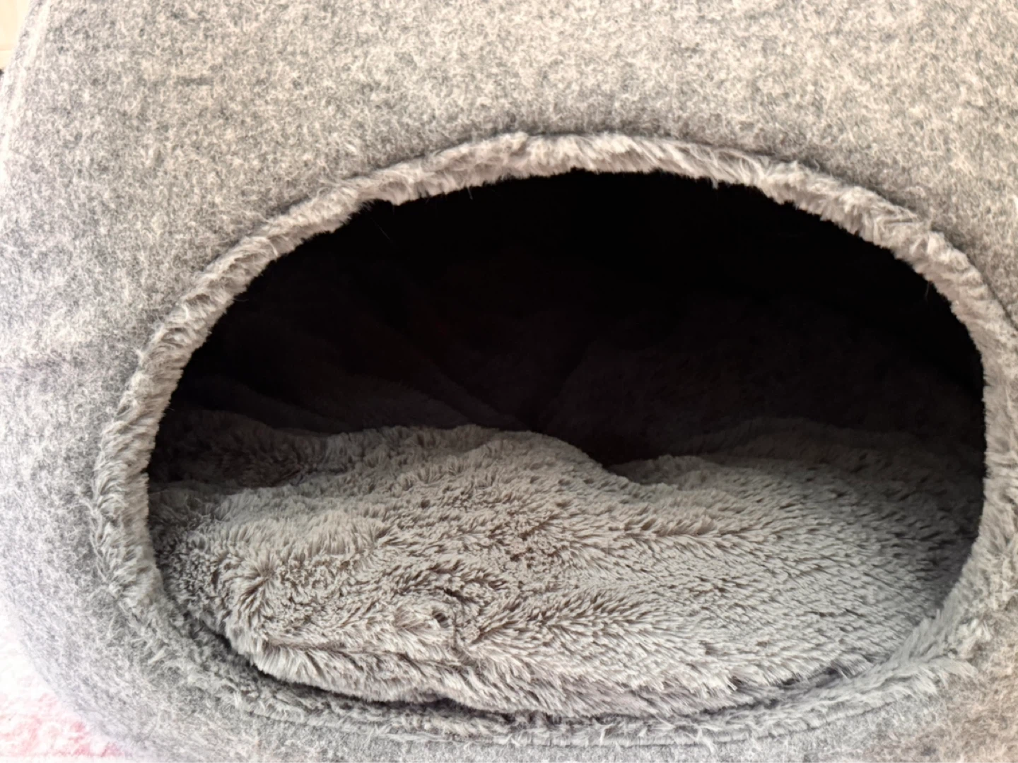 Cat Bed with ears and tail - photo 3