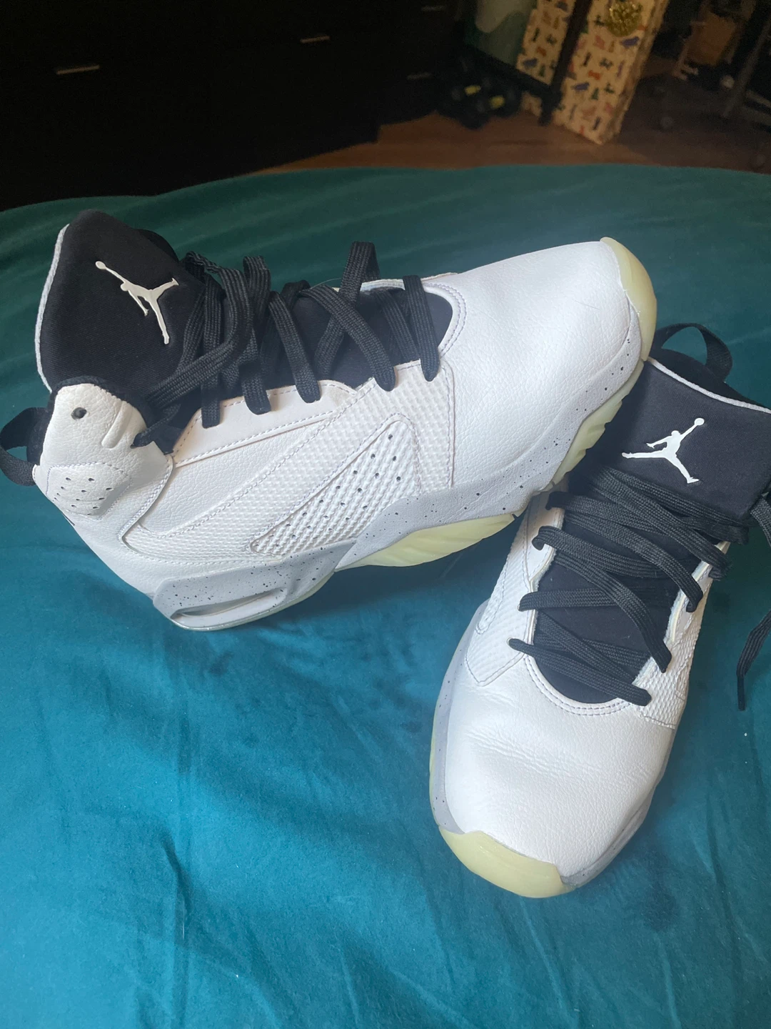 Nike Air Jordan lift off men’s size 7.5 white grey AR4430-101