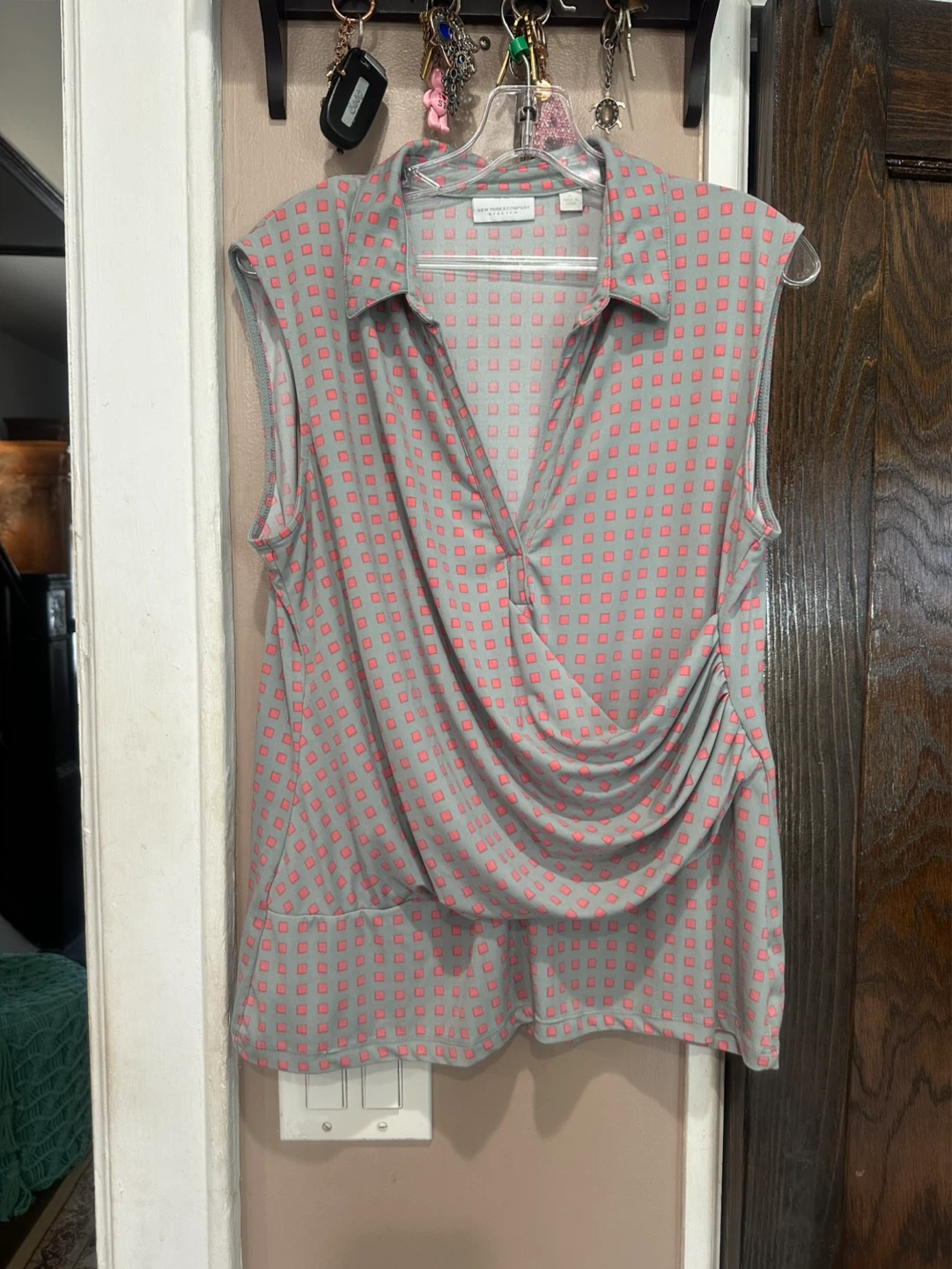 New York & Company Stretch Women's Sleeveless Blouse XL