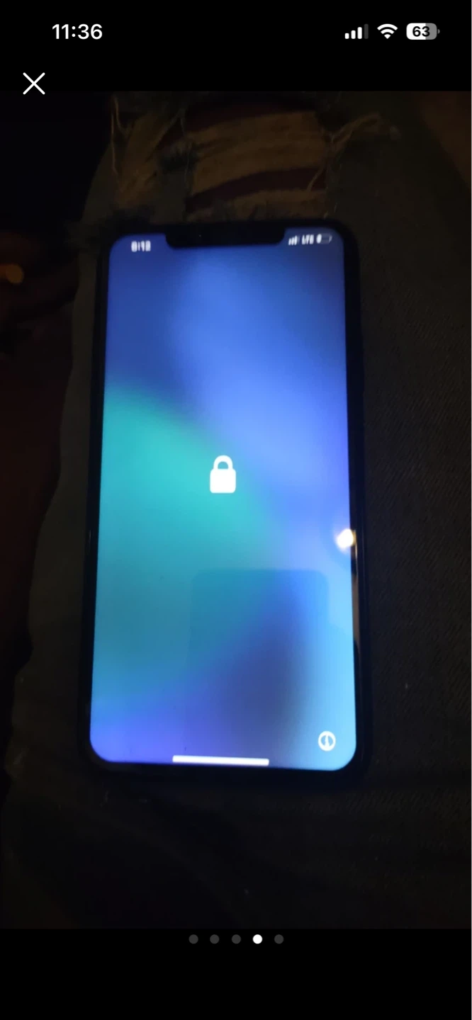 Apple iPhone 11 Pro - Cracked Screen - photo 2