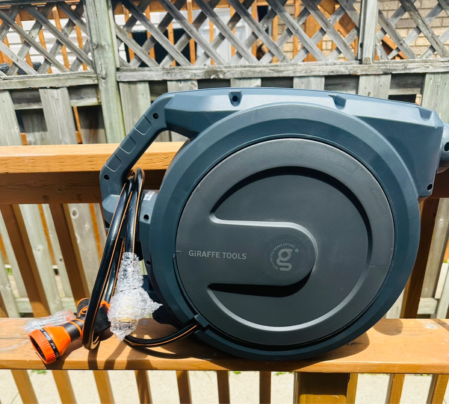 Giraffe Tools Retractable Garden Hose Reel - photo 2