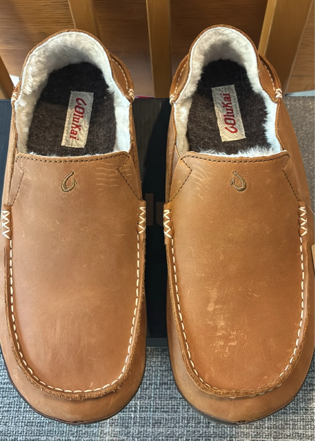 New Olukai  Leather Slippers with Shearling Lining