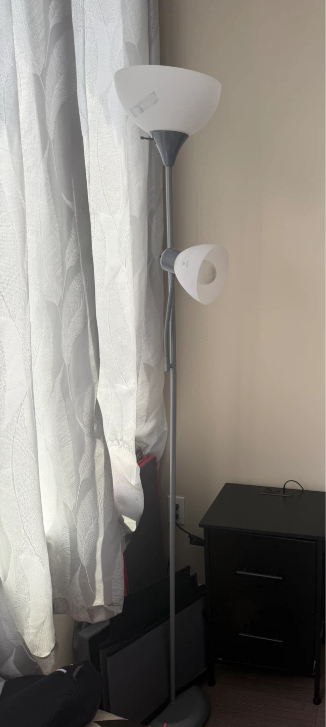 Floor Lamp with Adjustable Reading Light - photo 3