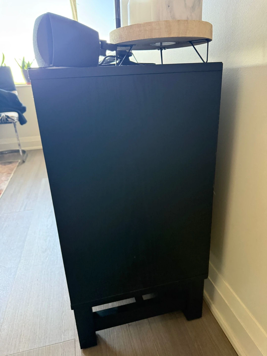 Black 4-Door caninet - photo 2