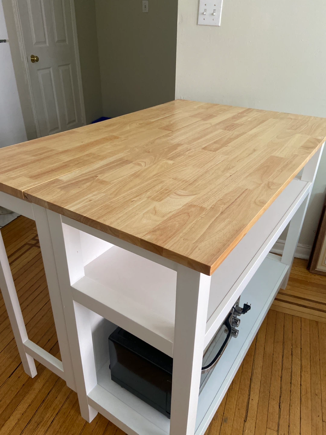 Used Kitchen Island w/Collapsable Leaf - photo 5