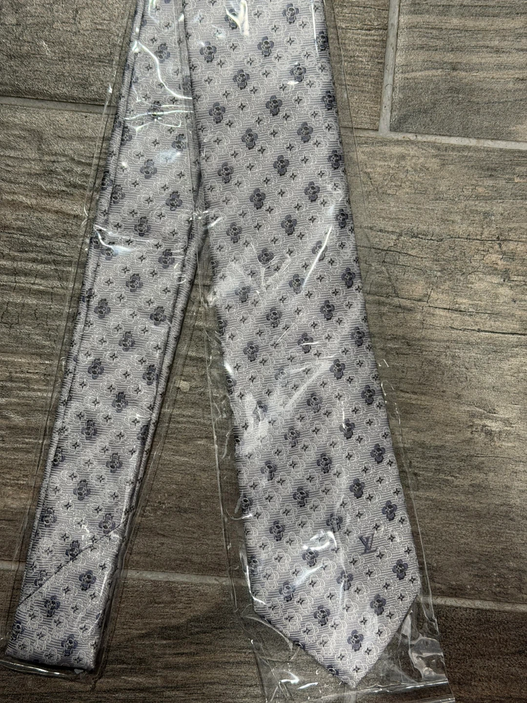 Louis Vuitton Paris Tie - photo 2